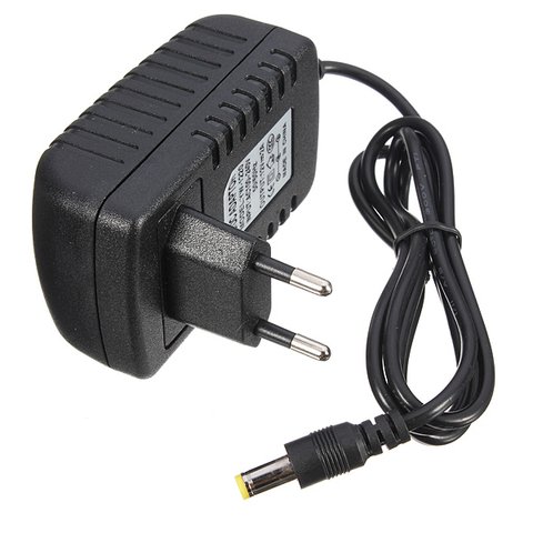 Adaptador de red para tiras de luces LED  5 V / 3 A (15 W, 110-220 V) Vista previa  1